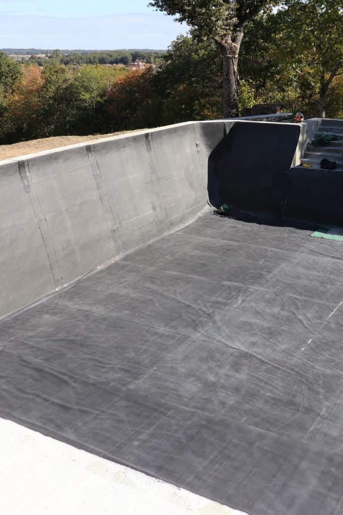 Chantier Alliance EPDM : Réalisation d'un bassin avec membrane EPDM au Château de Soudin