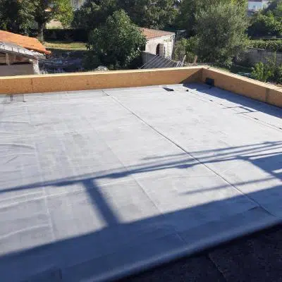 Pose de la membrane EPDM en indépendance